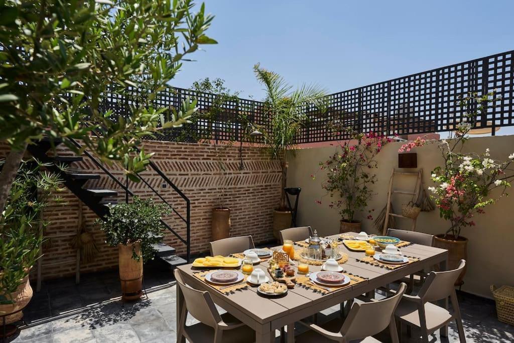 Riad Miloud En Exclusivite 10 P Au Coeur De La Medina Marrakesh Exterior photo